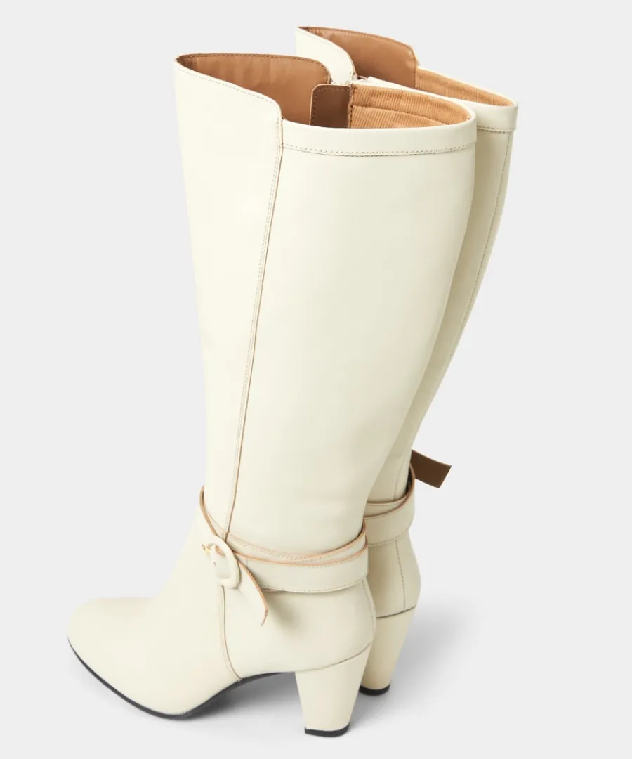 about_town_tall_leather_boots_4.webp Joe Browns Boots & Shoes<About Town Tall Leather Boots