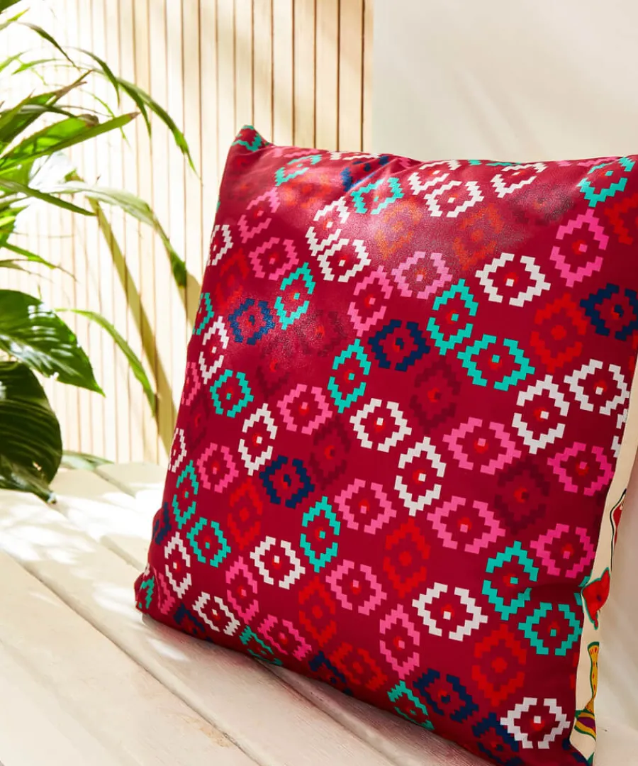 boho_spirit_reversible_outdoor_cushion_3.webp Joe Browns Nature Decor<Boho Spirit Reversible Outdoor Cushion