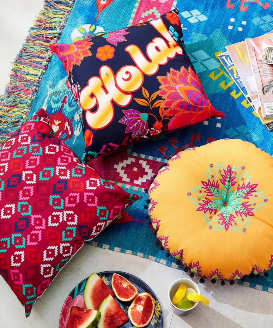 boho_spirit_reversible_outdoor_cushion_5.webp Joe Browns Nature Decor<Boho Spirit Reversible Outdoor Cushion