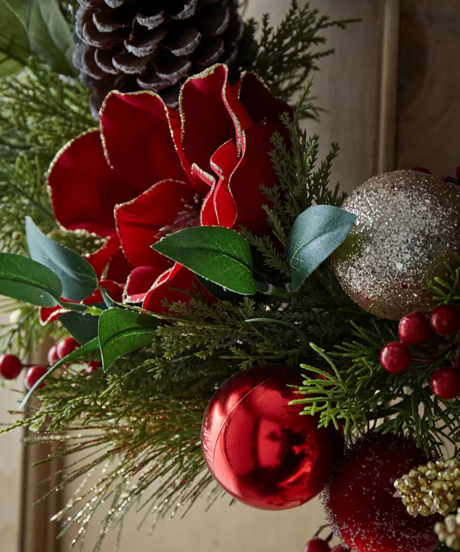 christmas_magnolia_wreath_2.webp Joe Browns Christmas Decorations<Christmas Magnolia Wreath