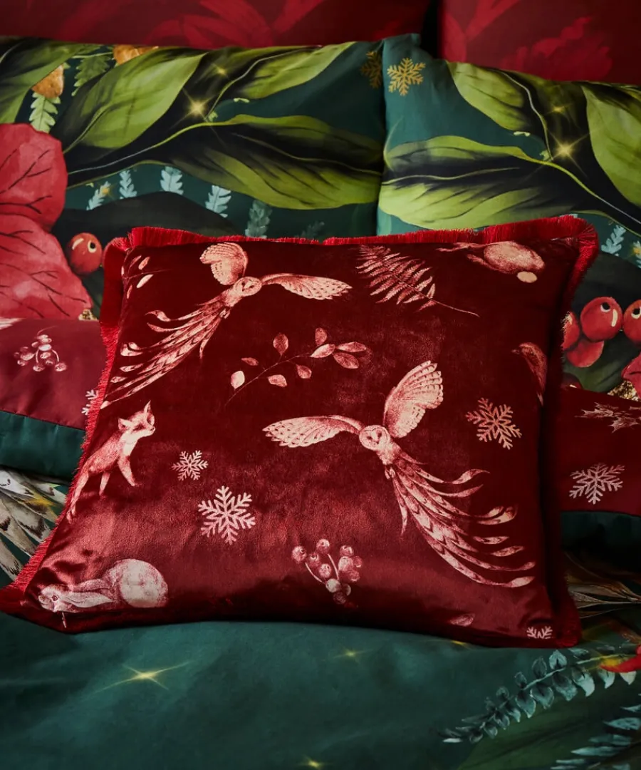 christmas_woodlands_cushion_2.webp Joe Browns Christmas Decorations<Christmas Woodlands Cushion