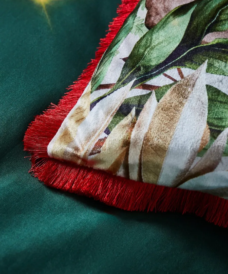 christmas_woodlands_cushion_3.webp Joe Browns Christmas Decorations<Christmas Woodlands Cushion