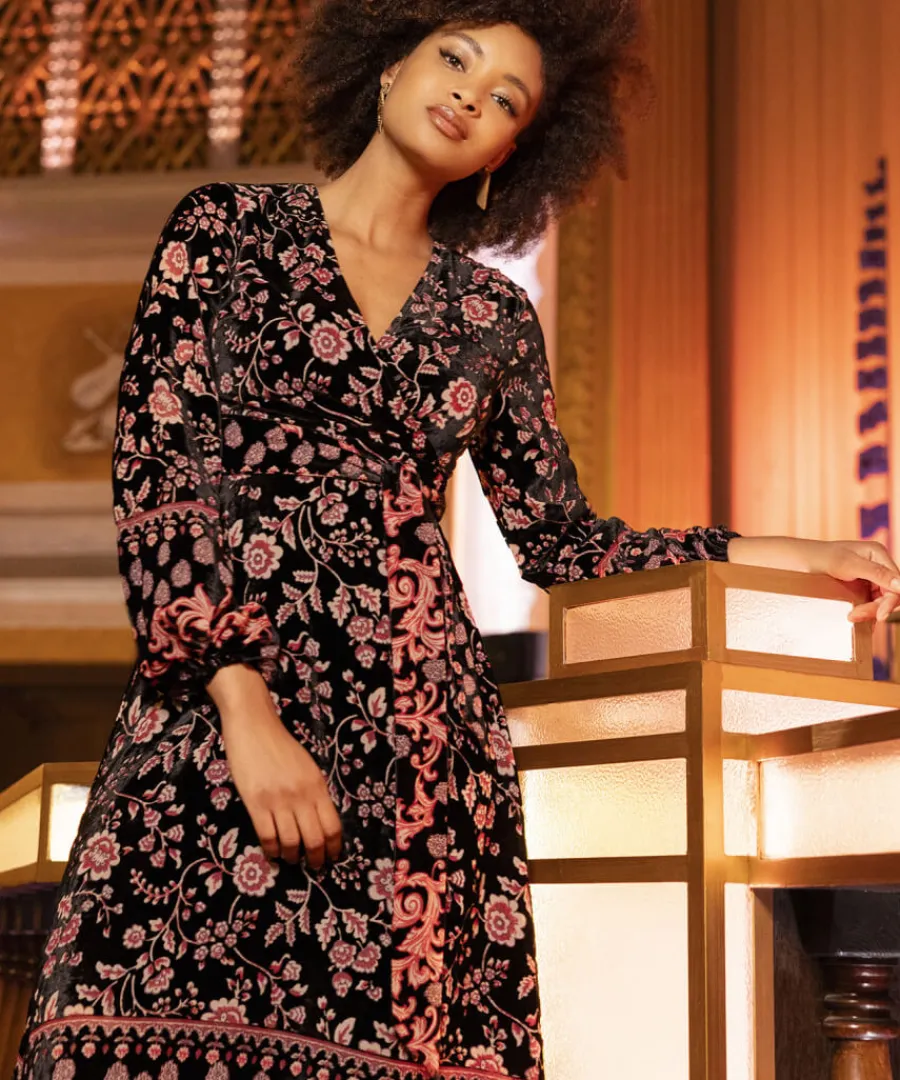 dramatically_different_devore_dress_6.webp Joe Browns Dresses<Dramatically Different Devore Dress