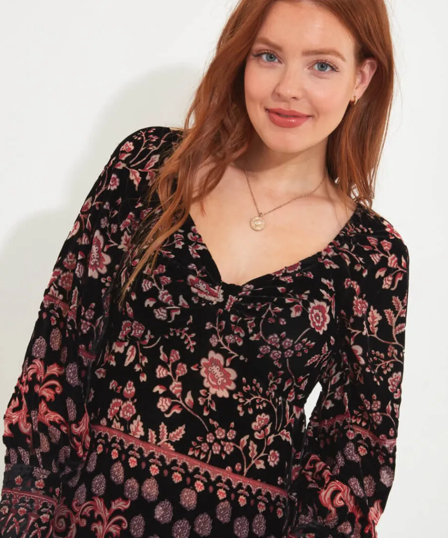 dramatically_different_devore_top_5.webp Joe Browns Tops& Tunics & Shirts<Dramatically Different Devore Top