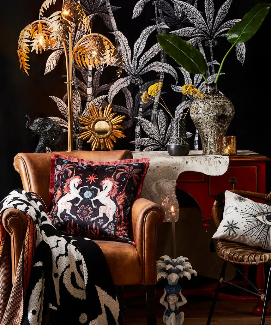 extravagant_palm_leaf_table_lamp_4.webp Joe Browns Lighting & Lamps<Extravagant Palm Leaf Table Lamp