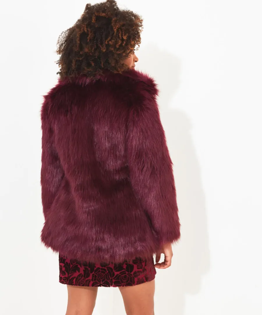 fabulous_faux_fur_coat_4.webp Joe Browns Coats & Jackets<Fabulous Faux Fur Coat
