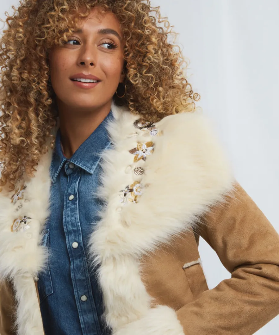 fantastic_faux_fur_coat_4.webp Joe Browns Coats & Jackets<Fantastic Faux Fur Coat