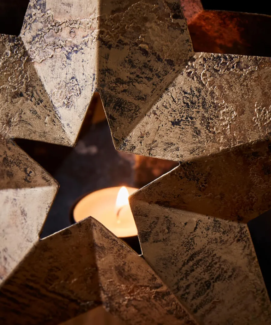 gold_star_tea_light_holder_3.webp Joe Browns Gifts<Gold Star Tea Light Holder