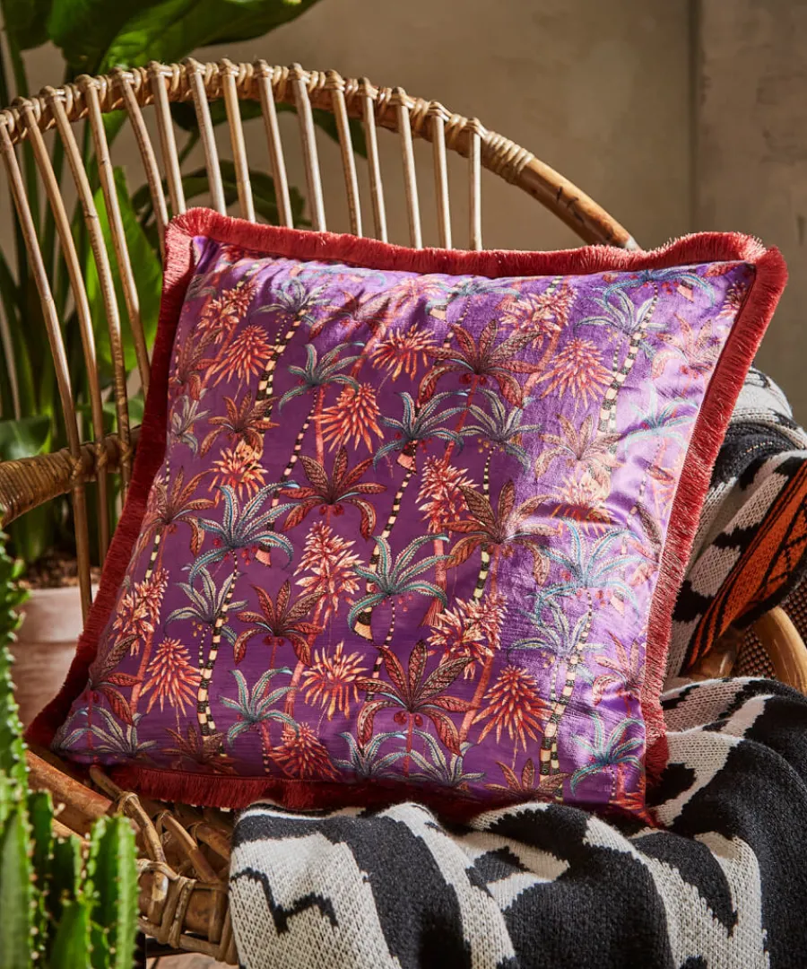 hypnotic_horses_reversible_cushion_3.webp Joe Browns Cosy This Christmas<Hypnotic Horses Reversible Cushion