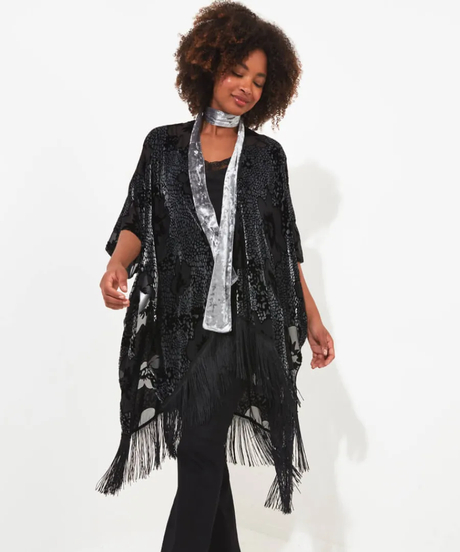 lara_burn_out_tassel_kimono_3.webp Joe Browns Gifts<Lara Burn Out Tassel Kimono