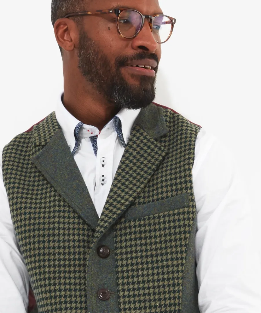 mix_it_up_waistcoat_5.webp Joe Browns Coats & Jackets<Mix It Up Waistcoat