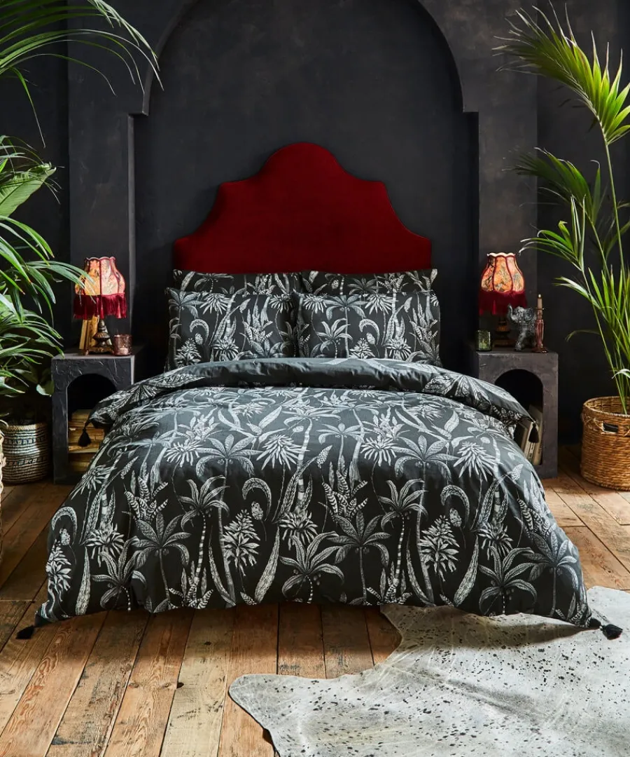 perfect_palms_reversible_bed_set_3.webp Joe Browns Bedding<Perfect Palms Reversible Bed Set