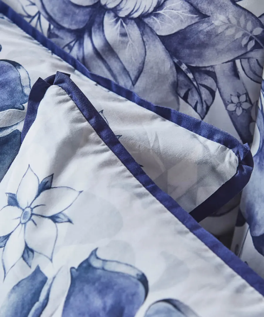 poised_peacocks_reversible_bed_set_6.webp Joe Browns Bedding<Poised Peacocks Reversible Bed Set