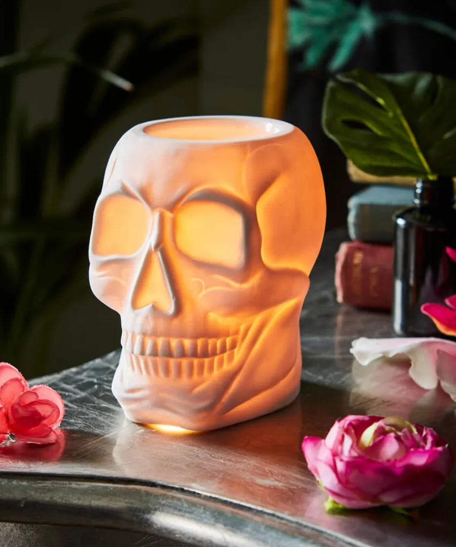 skull_electric_wax_melter_3.webp Joe Browns Lighting & Lamps<Skull Electric Wax Melter