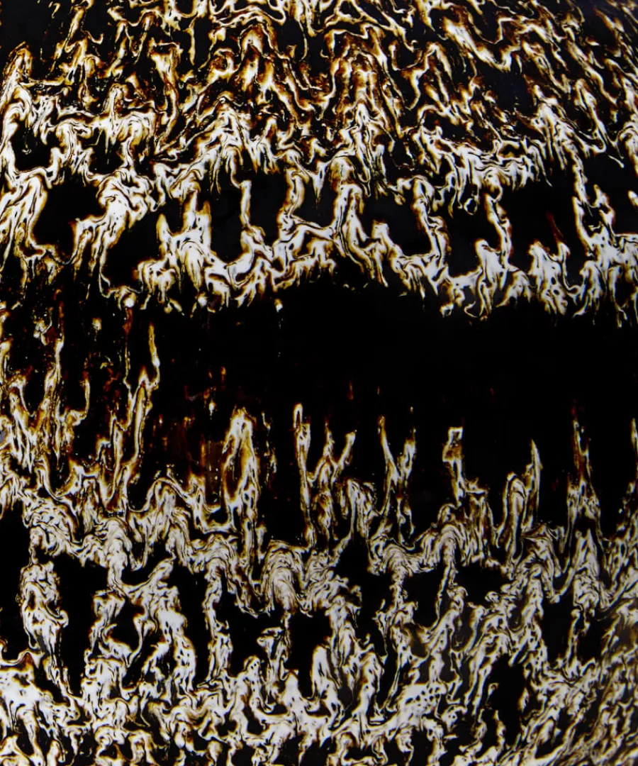 tall_textured_pattern_glazed_vase_2.webp Joe Browns Home Accessories<Tall Textured Pattern Glazed Vase