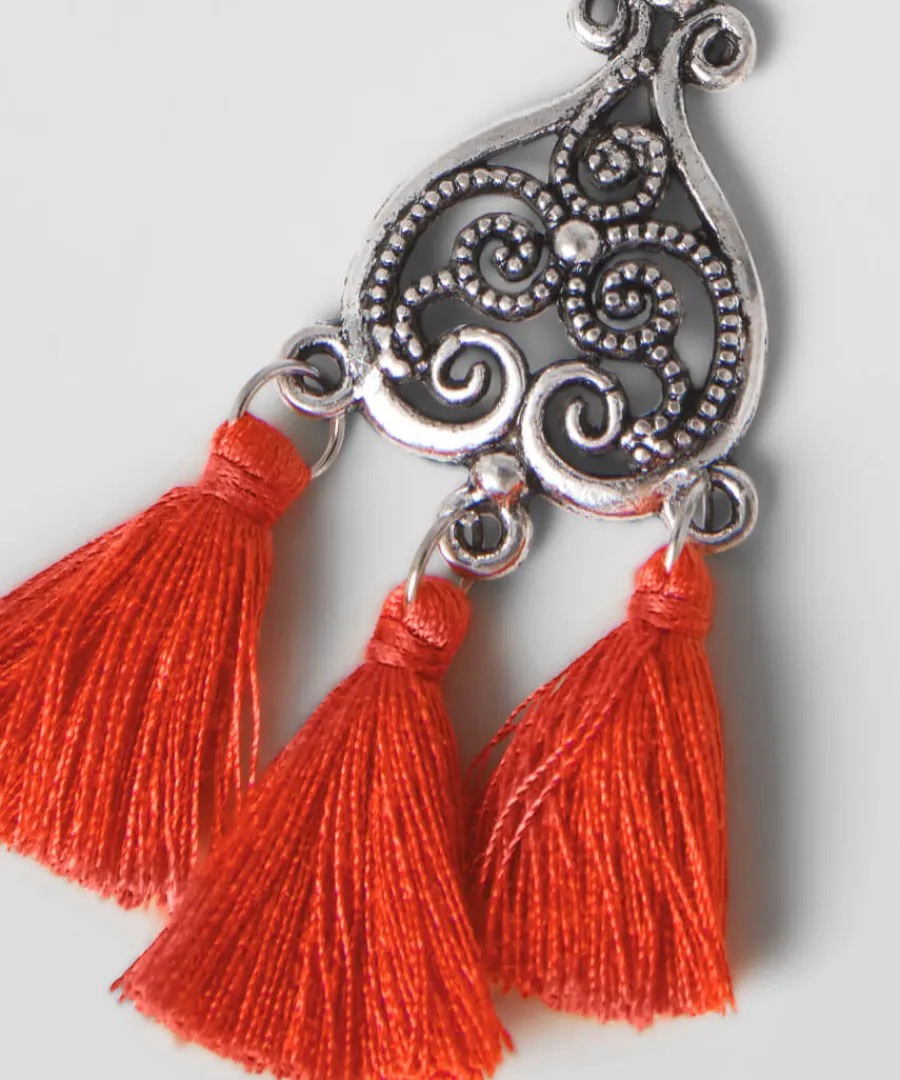 temple_tree_tassel_earrings_1.webp Joe Browns Accessories & Jewellery<Temple Tree Tassel Earrings