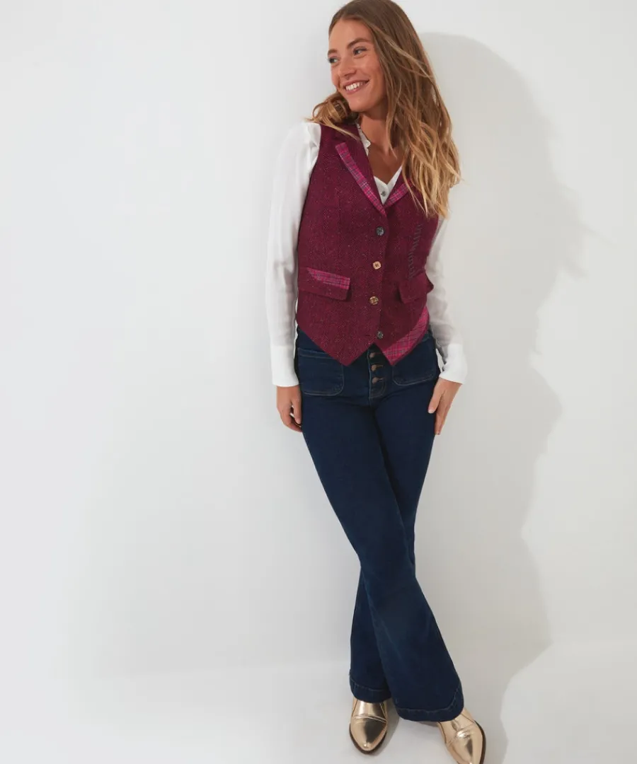 ultimate_classic_waistcoat_2.webp Joe Browns Coats & Jackets<Ultimate Classic Waistcoat